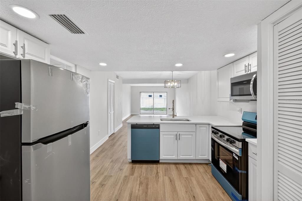 For Rent: $1,650 (2 beds, 2 baths, 1072 Square Feet)