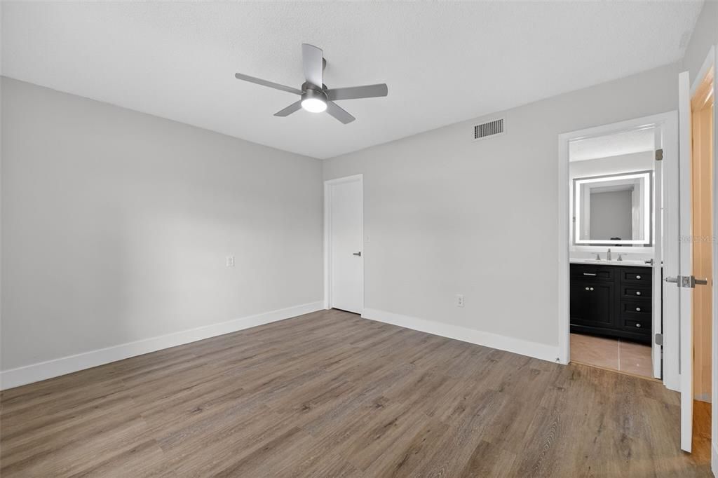 For Rent: $1,650 (2 beds, 2 baths, 1072 Square Feet)