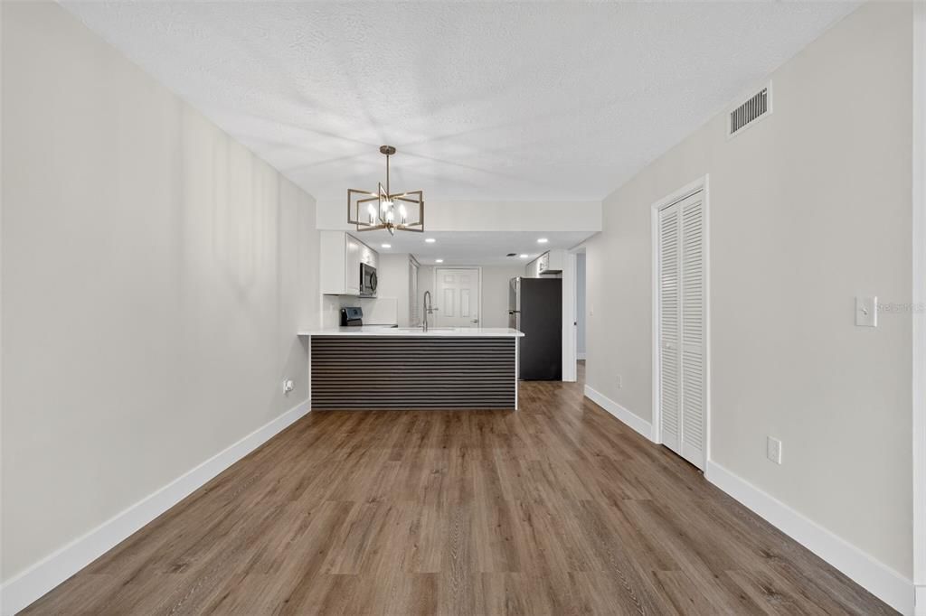 For Rent: $1,650 (2 beds, 2 baths, 1072 Square Feet)
