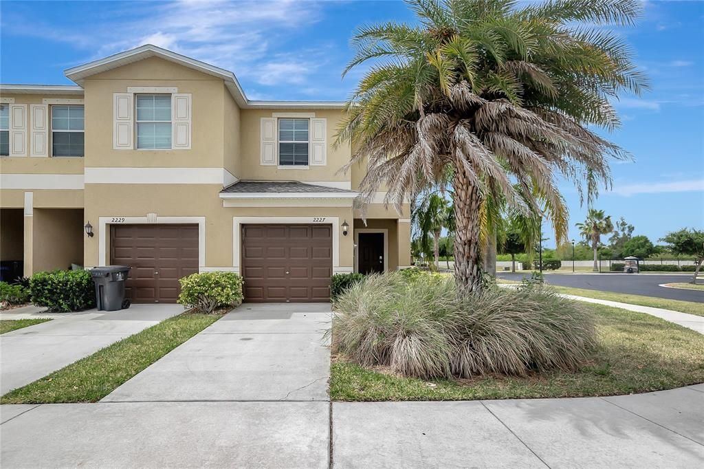 For Sale: $227,500 (2 beds, 2 baths, 1507 Square Feet)