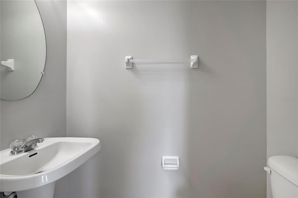 For Sale: $227,500 (2 beds, 2 baths, 1507 Square Feet)