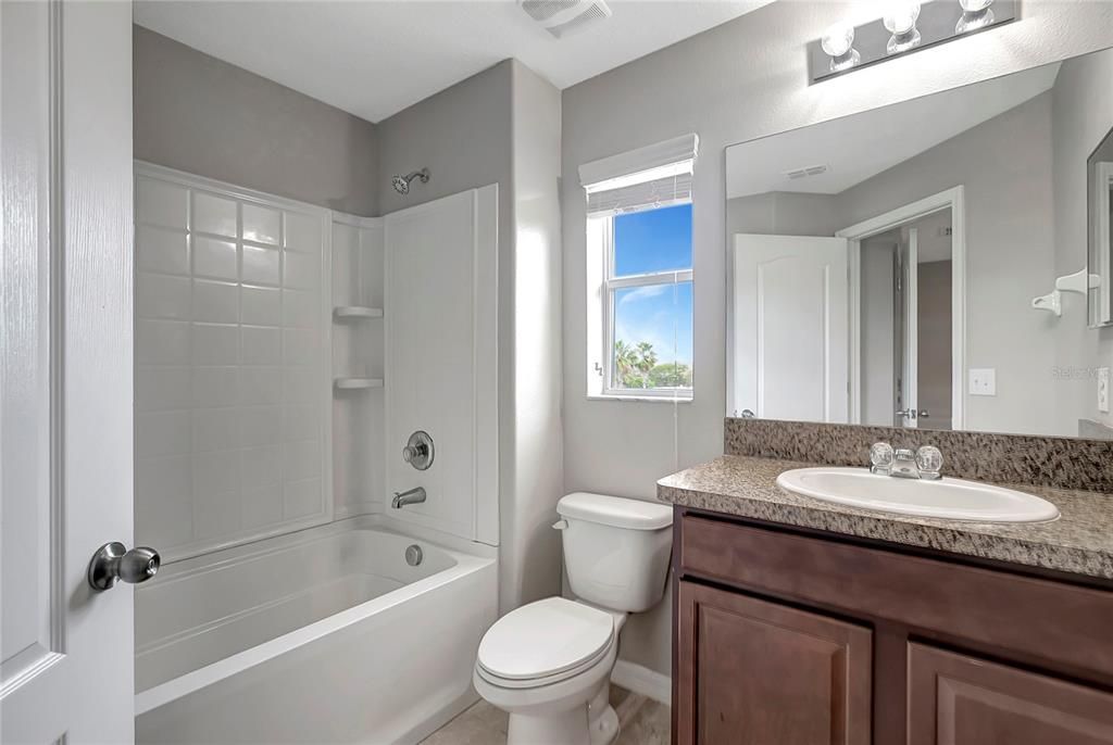 For Sale: $227,500 (2 beds, 2 baths, 1507 Square Feet)