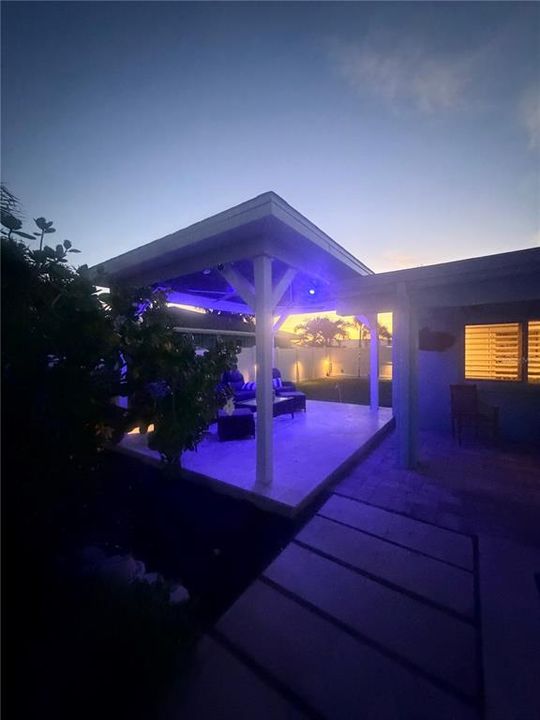 En Venta: $1,575,000 (3 camas, 2 baños, 1633 Pies cuadrados)