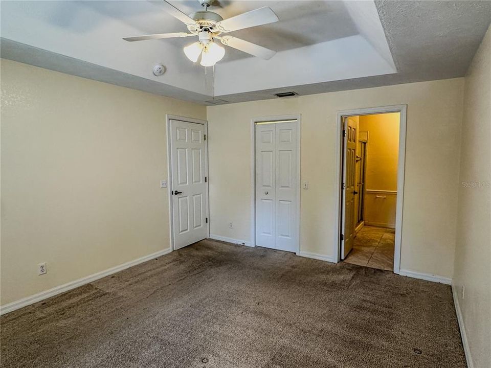 For Sale: $148,900 (2 beds, 2 baths, 1190 Square Feet)