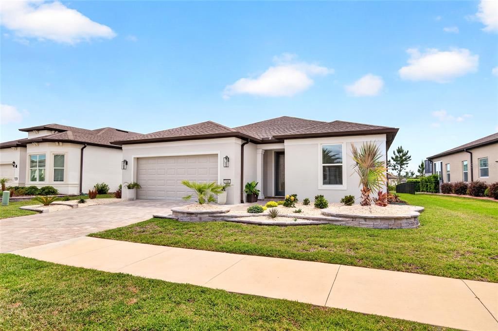 For Sale: $649,999 (2 beds, 2 baths, 1891 Square Feet)