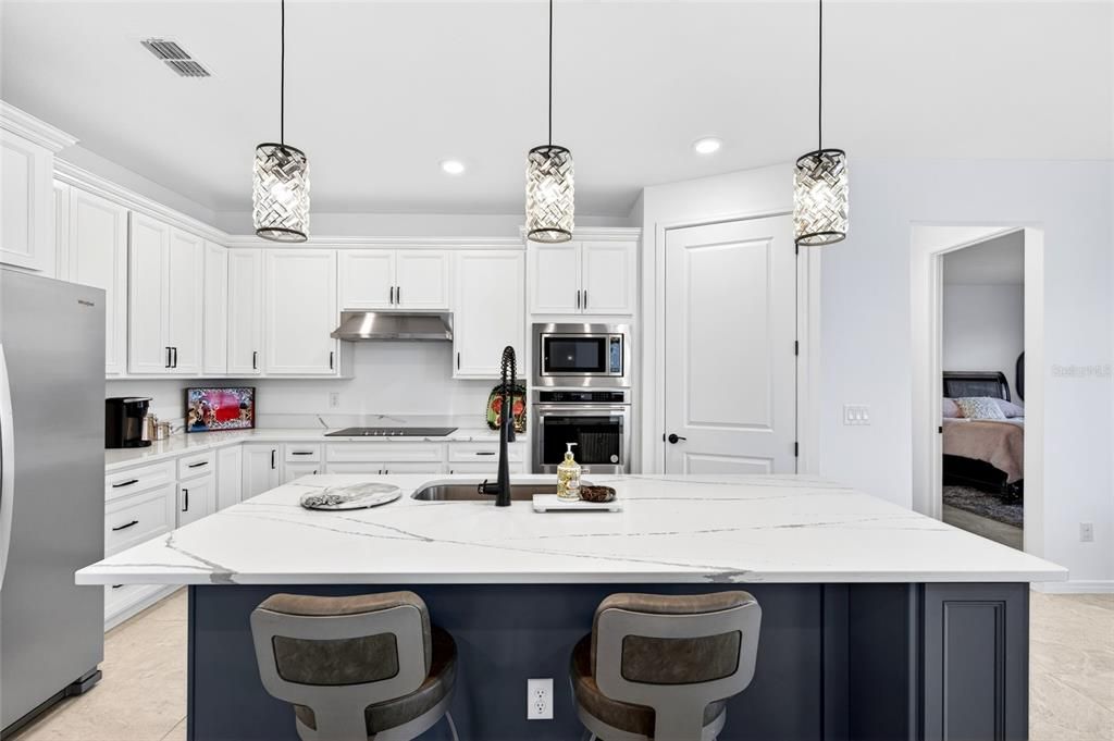 For Sale: $649,999 (2 beds, 2 baths, 1891 Square Feet)