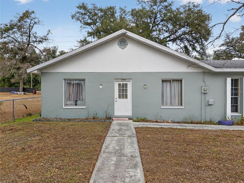 For Sale: $390,000 (5 beds, 3 baths, 2236 Square Feet)