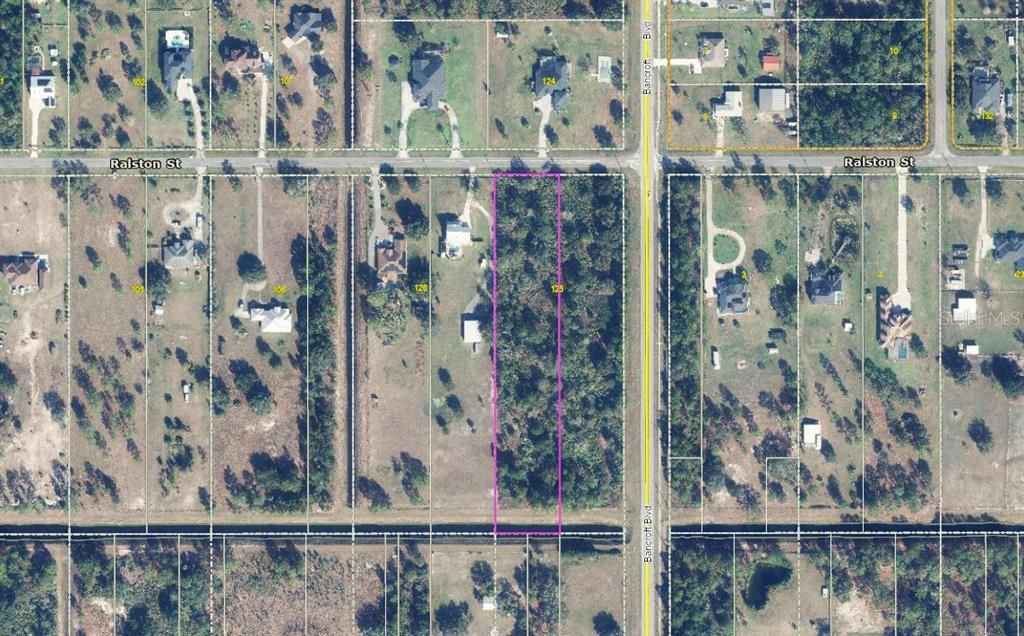 En Venta: $289,000 (2.88 acres)