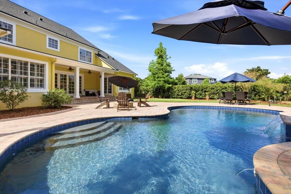 Active With Contract: $1,475,000 (6 beds, 4 baths, 4027 Square Feet)