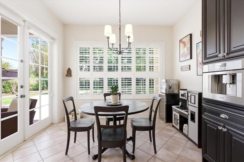 Active With Contract: $1,475,000 (6 beds, 4 baths, 4027 Square Feet)