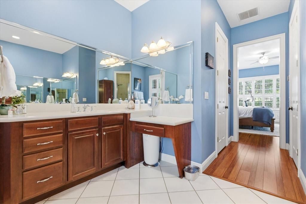 Active With Contract: $1,475,000 (6 beds, 4 baths, 4027 Square Feet)