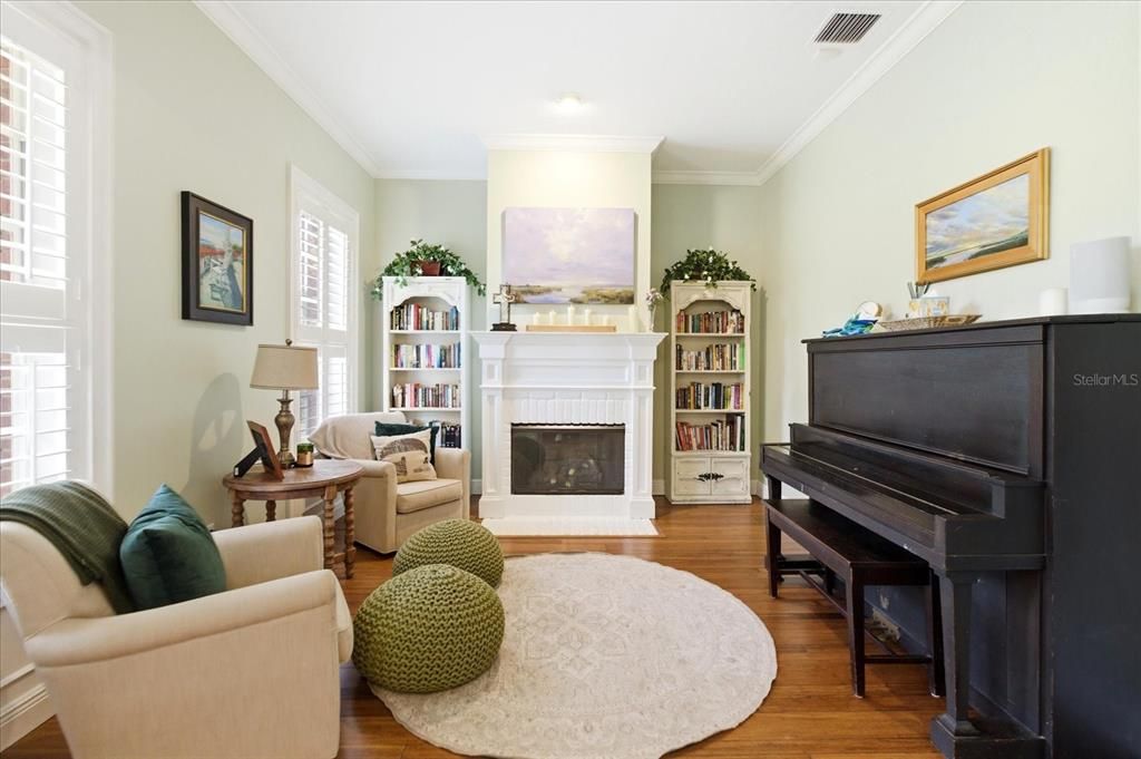 Active With Contract: $1,475,000 (6 beds, 4 baths, 4027 Square Feet)