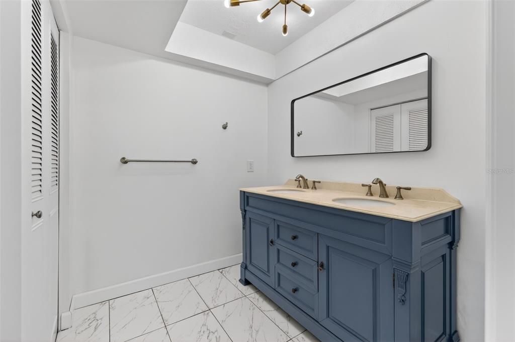 For Sale: $495,000 (4 beds, 2 baths, 1807 Square Feet)