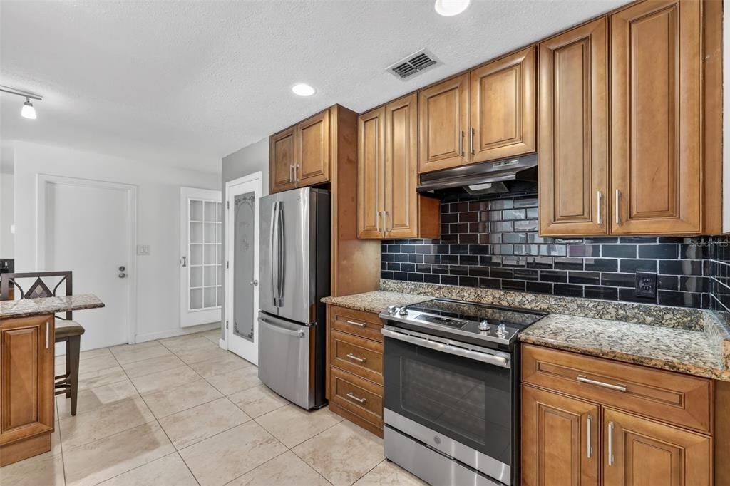 For Sale: $495,000 (4 beds, 2 baths, 1807 Square Feet)