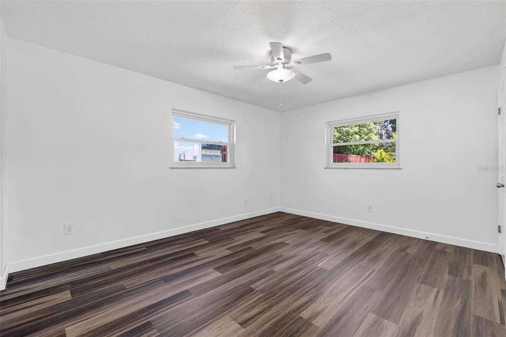 For Sale: $495,000 (4 beds, 2 baths, 1807 Square Feet)