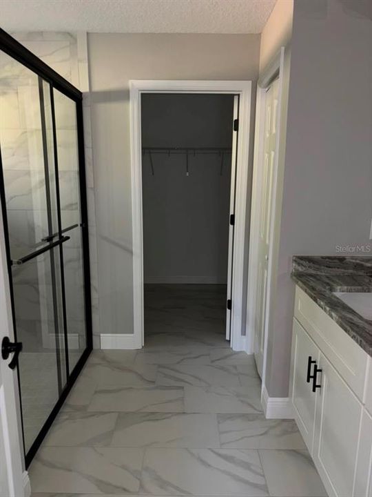 Activo con contrato: $274,900 (3 camas, 2 baños, 1662 Pies cuadrados)