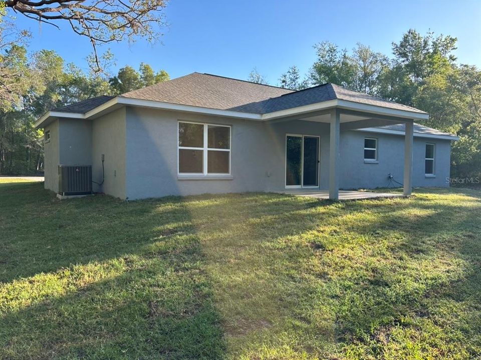 Activo con contrato: $274,900 (3 camas, 2 baños, 1662 Pies cuadrados)