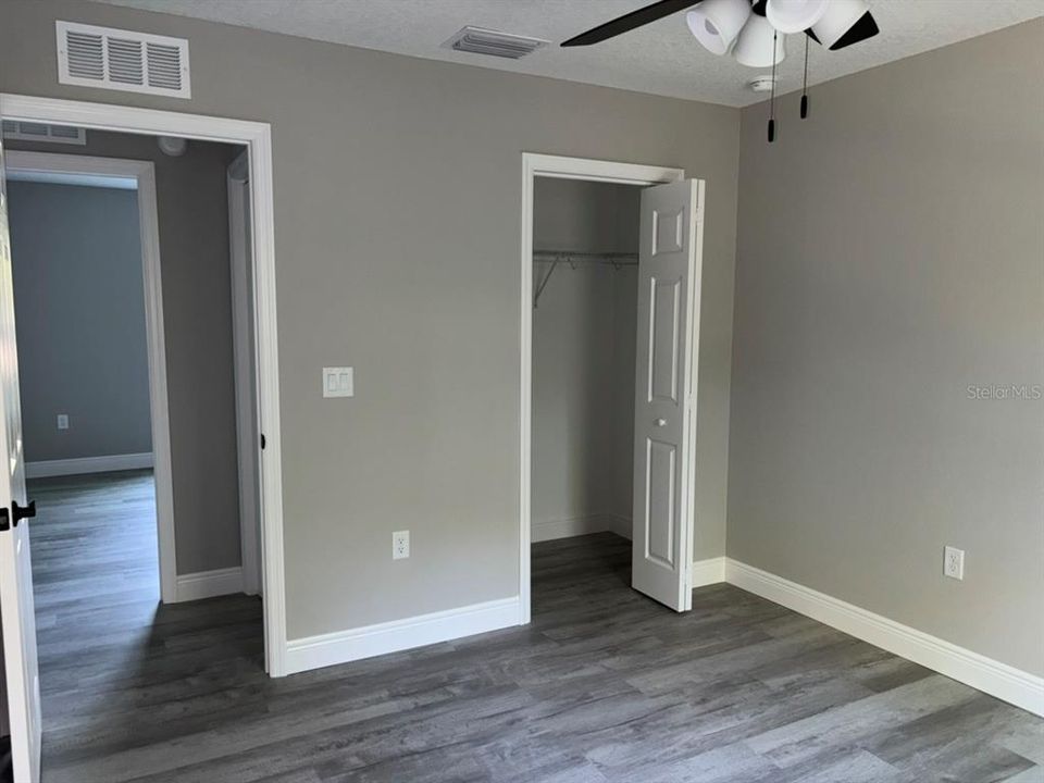 Activo con contrato: $274,900 (3 camas, 2 baños, 1662 Pies cuadrados)