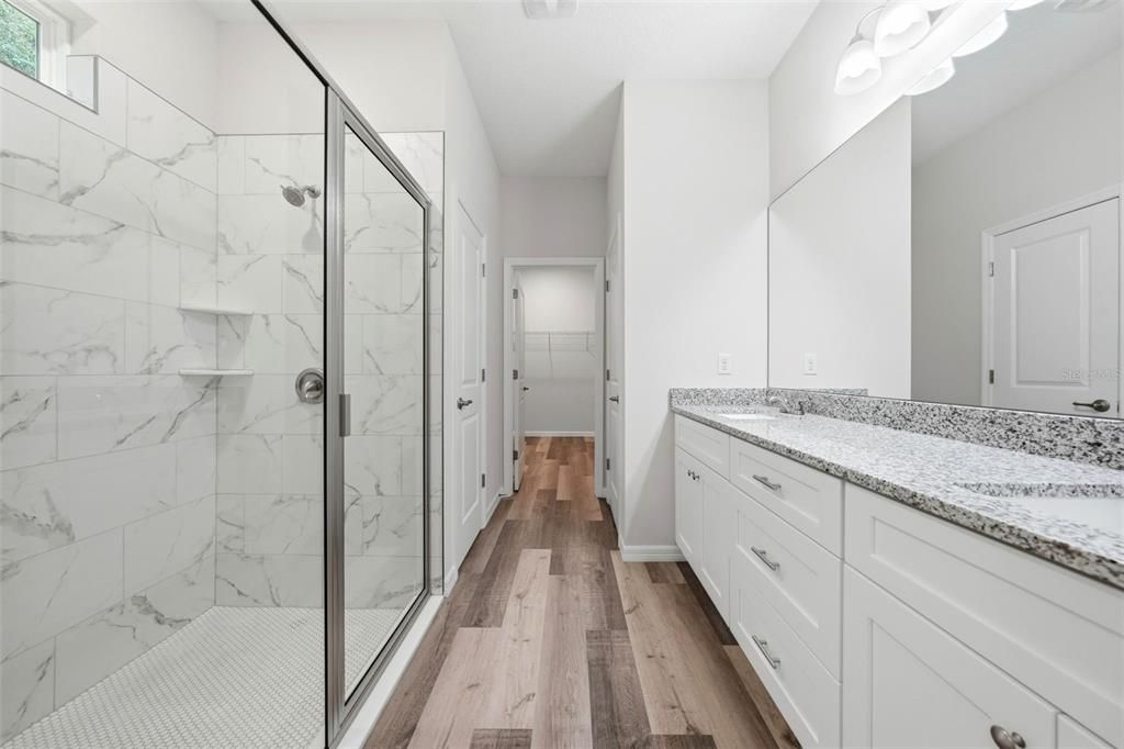 For Sale: $369,900 (4 beds, 2 baths, 1645 Square Feet)