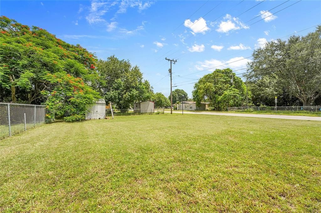 For Sale: $194,500 (3 beds, 1 baths, 1090 Square Feet)
