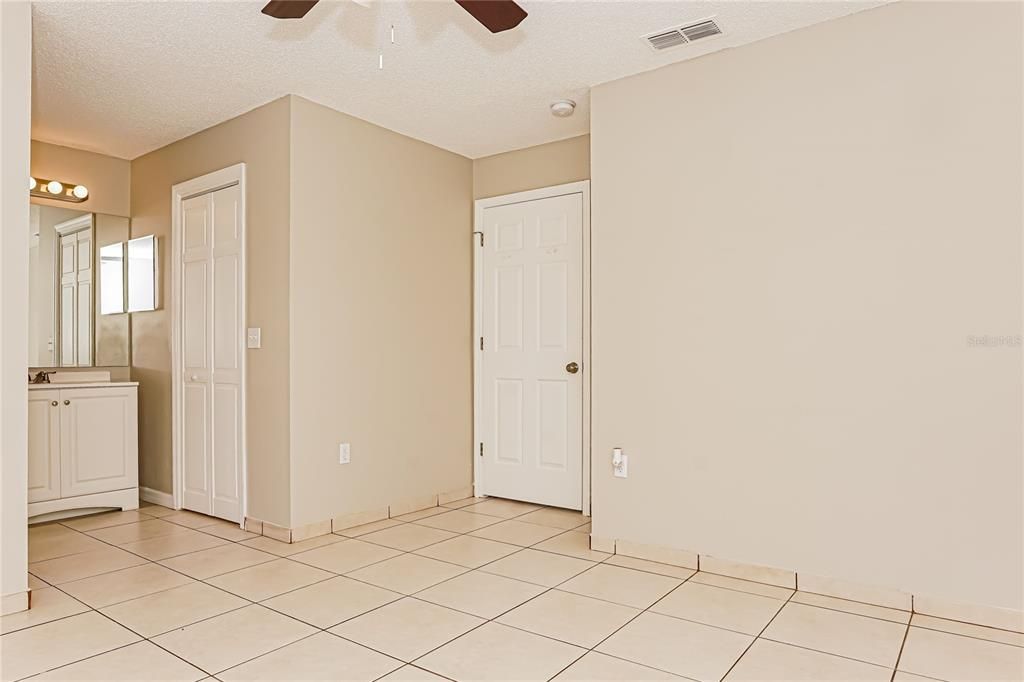 For Rent: $1,835 (3 beds, 2 baths, 1156 Square Feet)