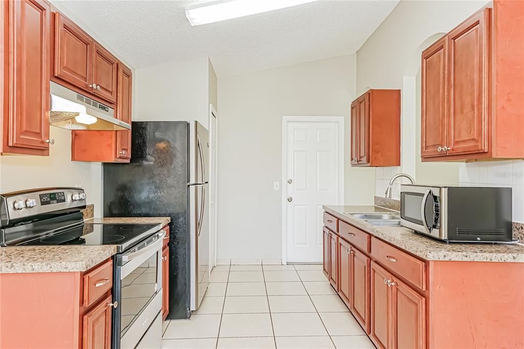 For Rent: $1,835 (3 beds, 2 baths, 1156 Square Feet)
