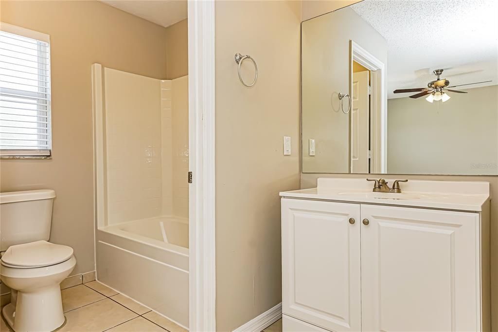 For Rent: $1,835 (3 beds, 2 baths, 1156 Square Feet)
