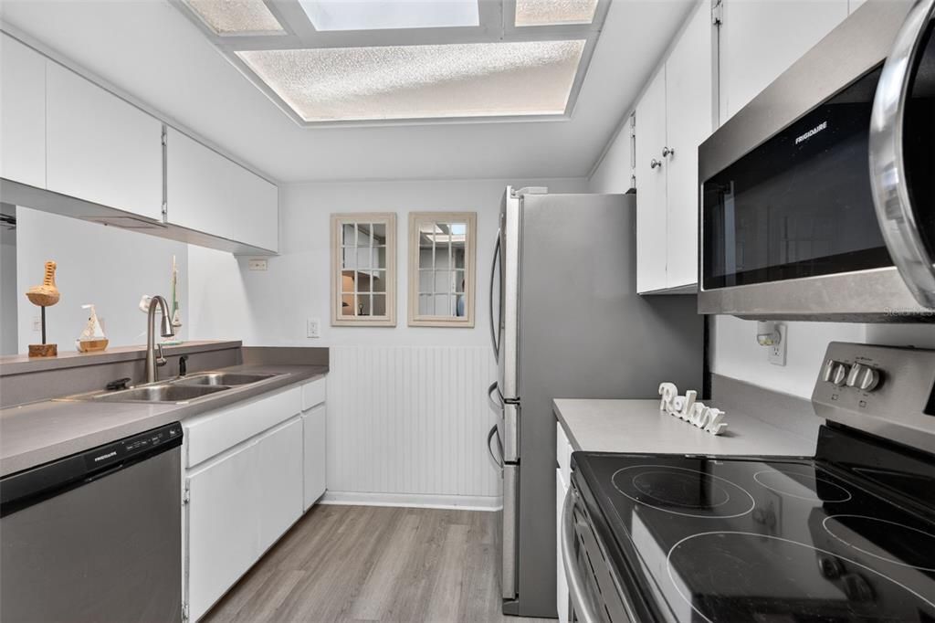 En Venta: $235,900 (2 camas, 2 baños, 1436 Pies cuadrados)