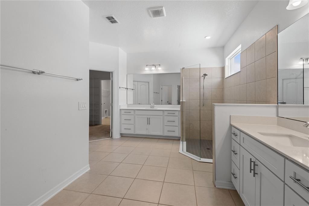 For Sale: $724,900 (4 beds, 4 baths, 2852 Square Feet)