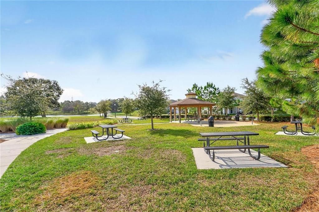 For Sale: $724,900 (4 beds, 4 baths, 2852 Square Feet)