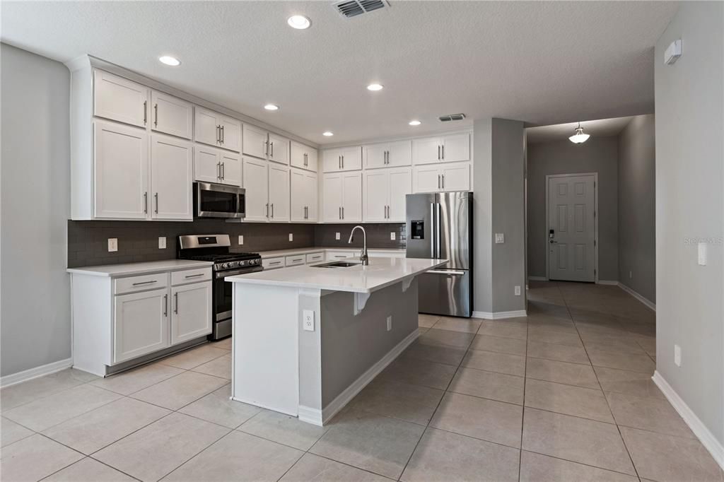 For Sale: $724,900 (4 beds, 4 baths, 2852 Square Feet)