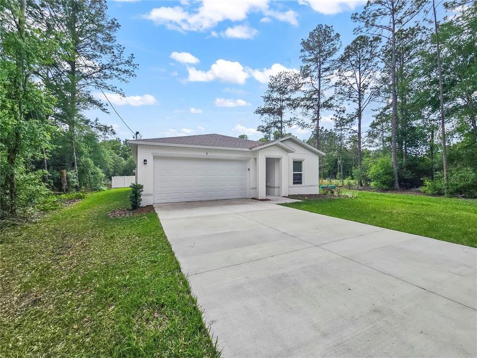 For Rent: $1,735 (3 beds, 2 baths, 1263 Square Feet)