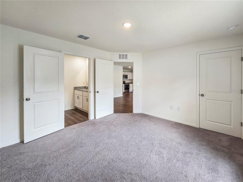 For Rent: $1,735 (3 beds, 2 baths, 1263 Square Feet)