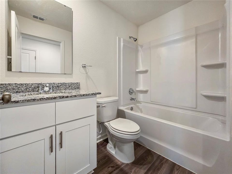 For Rent: $1,735 (3 beds, 2 baths, 1263 Square Feet)