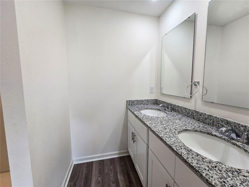 For Rent: $1,735 (3 beds, 2 baths, 1263 Square Feet)