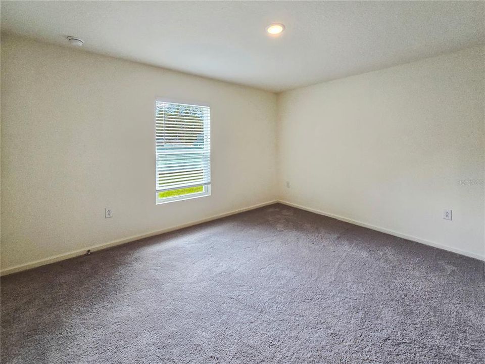 For Rent: $1,735 (3 beds, 2 baths, 1263 Square Feet)
