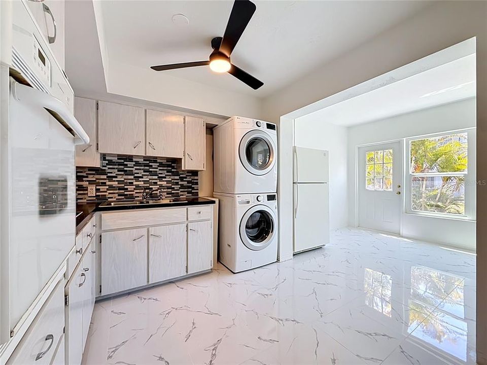 En Venta: $140,000 (2 camas, 1 baños, 970 Pies cuadrados)