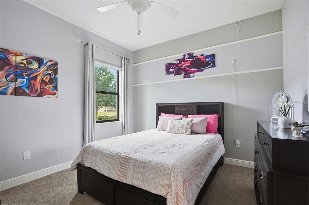 Activo con contrato: $749,900 (5 camas, 5 baños, 3802 Pies cuadrados)