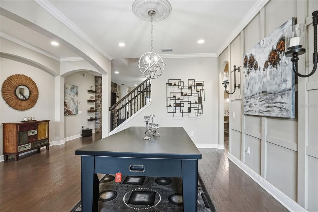 Activo con contrato: $749,900 (5 camas, 5 baños, 3802 Pies cuadrados)