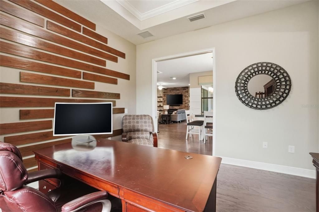Activo con contrato: $749,900 (5 camas, 5 baños, 3802 Pies cuadrados)