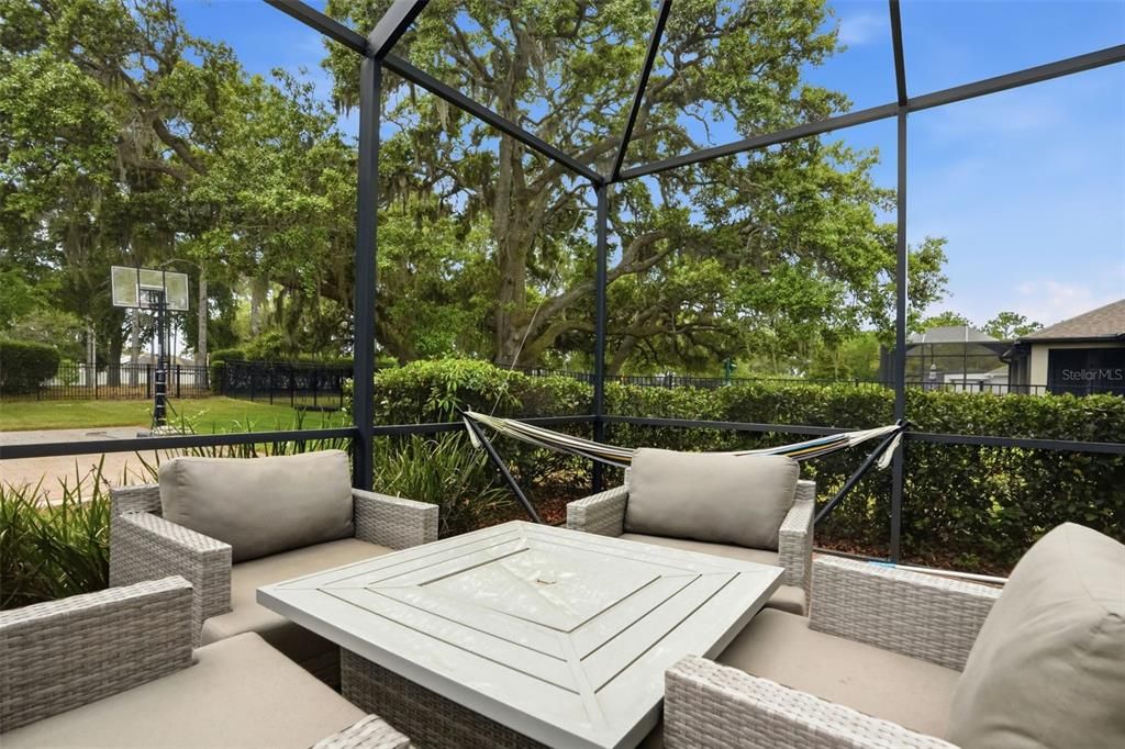 Activo con contrato: $749,900 (5 camas, 5 baños, 3802 Pies cuadrados)