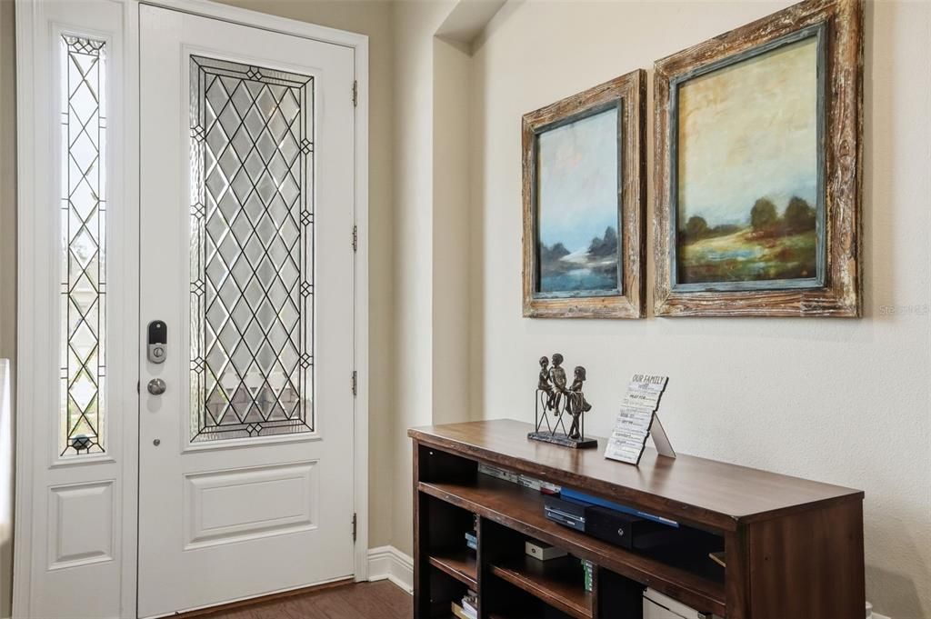 Activo con contrato: $749,900 (5 camas, 5 baños, 3802 Pies cuadrados)