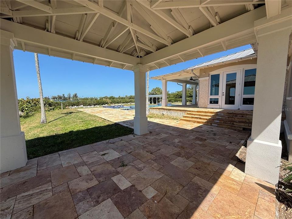 For Sale: $2,450,000 (5 beds, 4 baths, 4794 Square Feet)