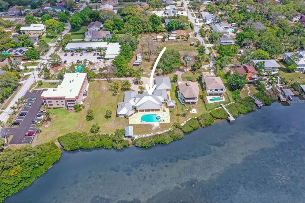 For Sale: $2,450,000 (5 beds, 4 baths, 4794 Square Feet)