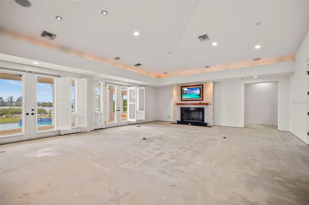 For Sale: $2,450,000 (5 beds, 4 baths, 4794 Square Feet)