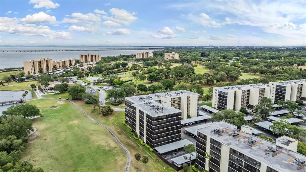 Active With Contract: $259,900 (2 beds, 2 baths, 1070 Square Feet)