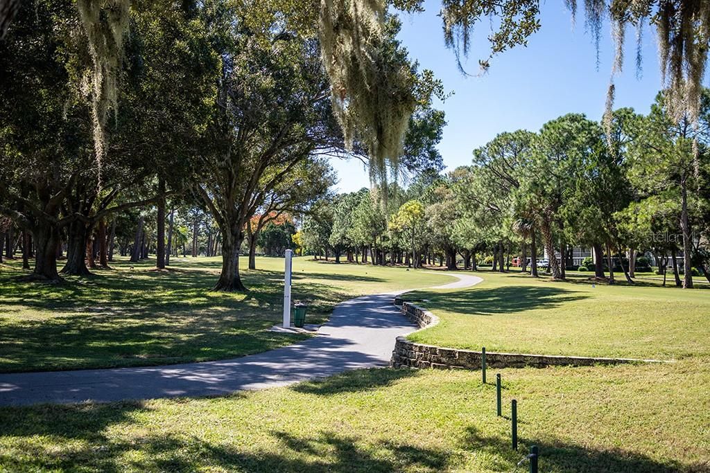 Active With Contract: $259,900 (2 beds, 2 baths, 1070 Square Feet)
