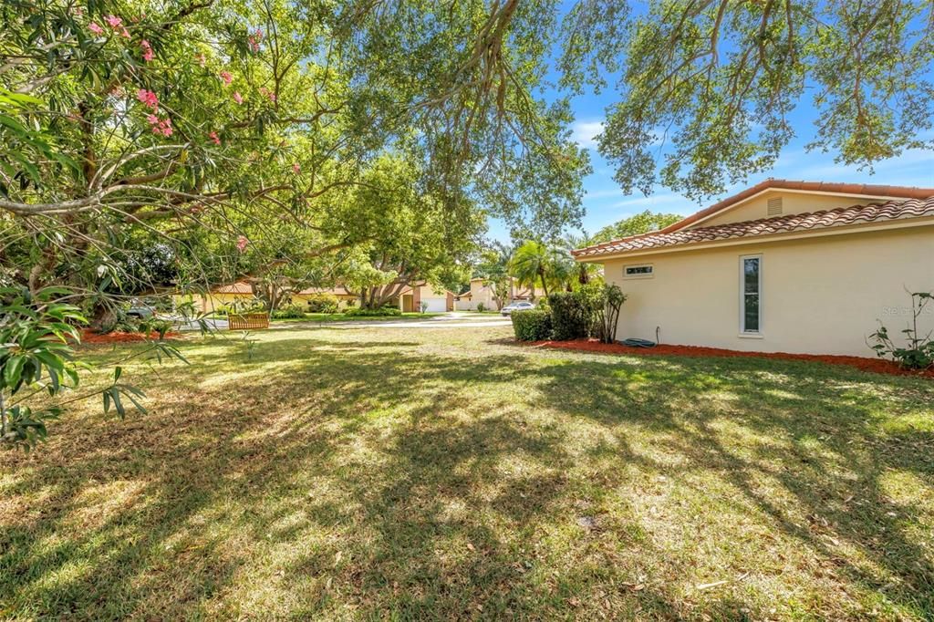 Activo con contrato: $849,000 (3 camas, 2 baños, 1990 Pies cuadrados)
