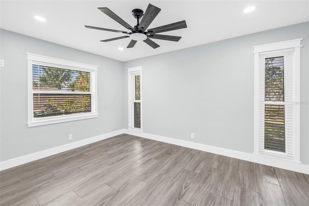 Activo con contrato: $849,000 (3 camas, 2 baños, 1990 Pies cuadrados)