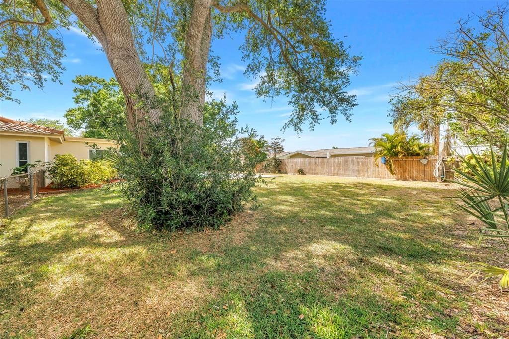 Activo con contrato: $849,000 (3 camas, 2 baños, 1990 Pies cuadrados)